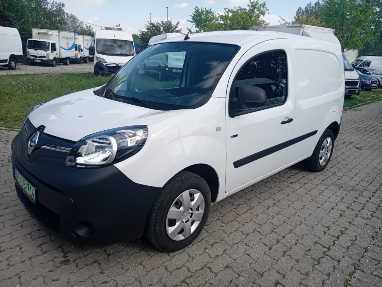 Renault Kangoo Express E-Tech Electric – automata AIIB714