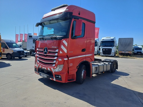 Mercedes-Benz Actros 1845