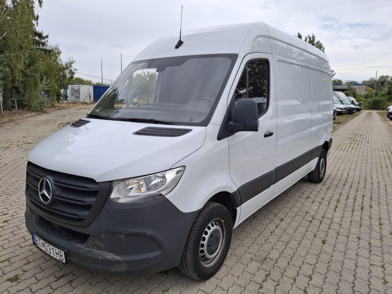 Mercedes-Benz Mercedes-benz Sprinter – BT031HB