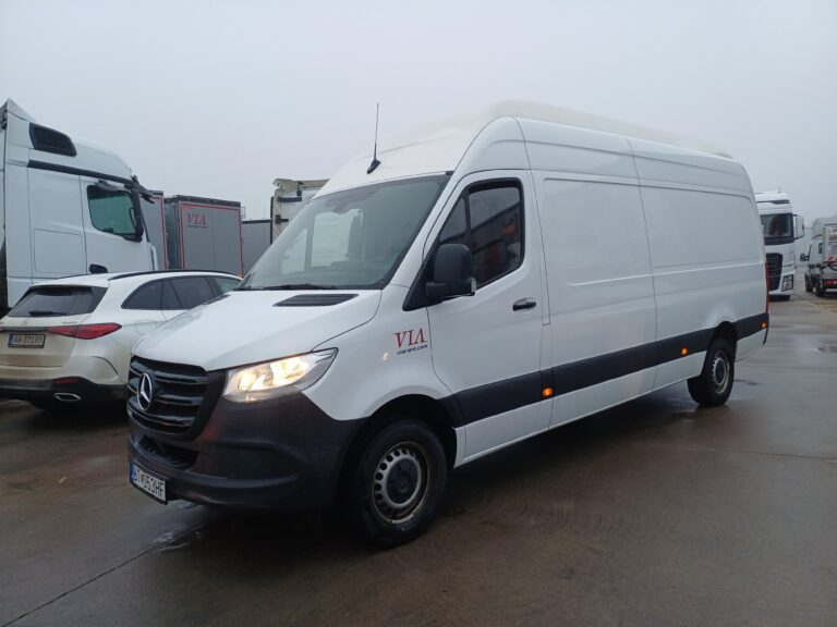 Mercedes-Benz Sprinter 125kW L4H3 BT053HF