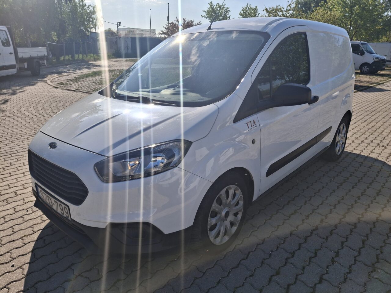 Ford Courier Transit 1.5 TDCi SZD799