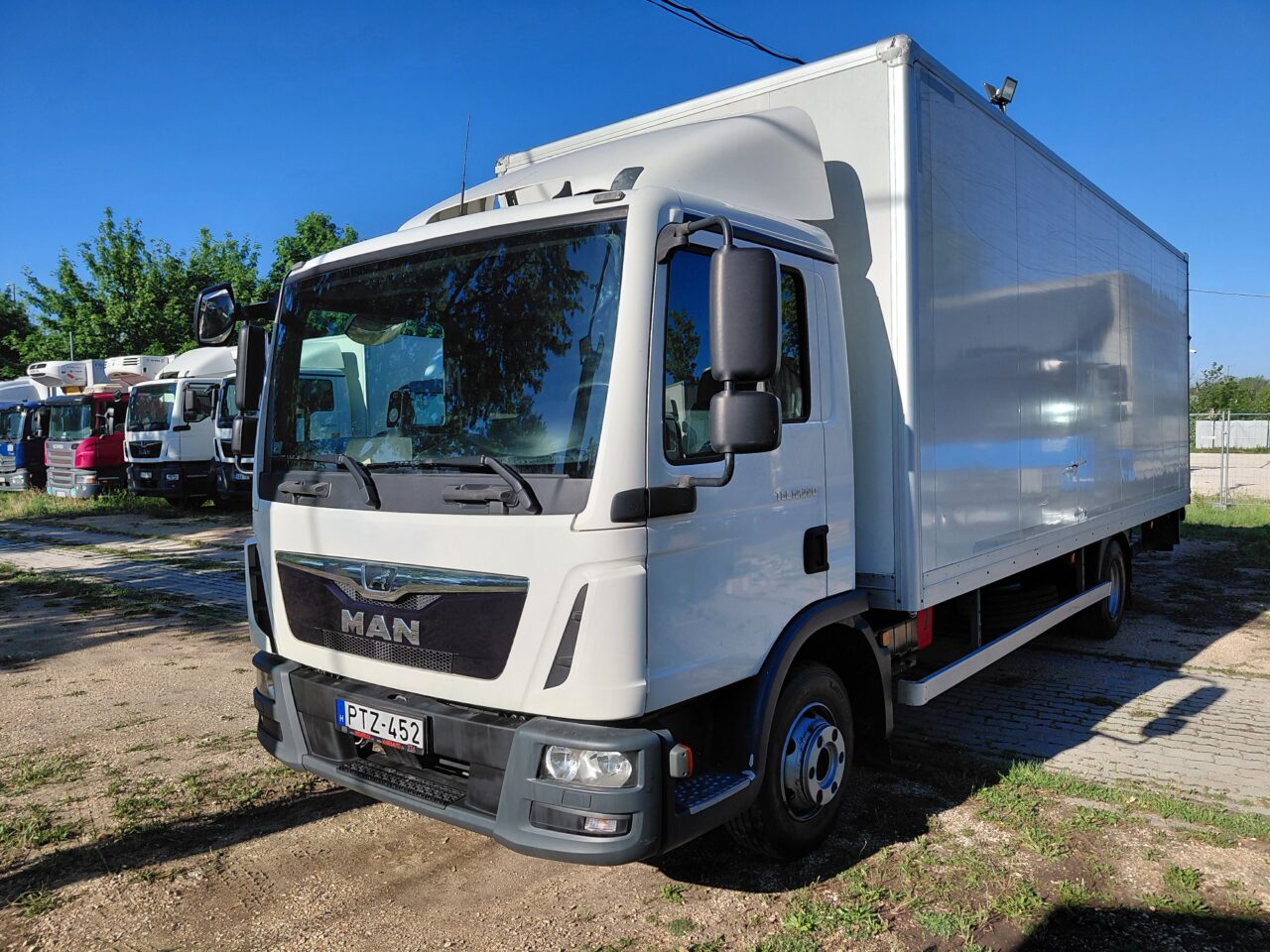 MAN TGL 12.220 PTZ452