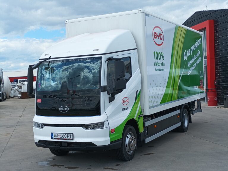 BYD ETM 6 FULL ELECTRIC